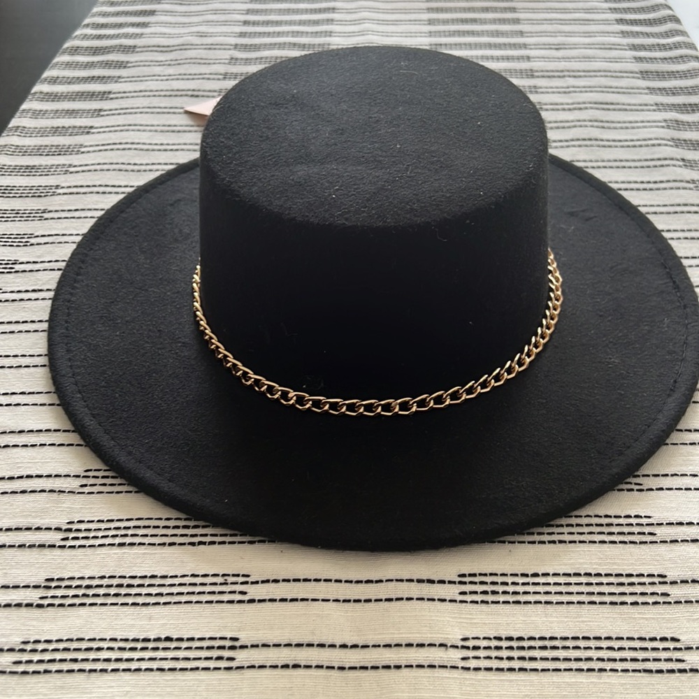 Black Hat with Gold Chain